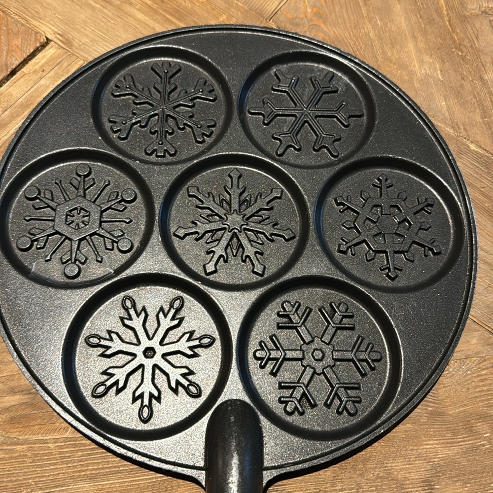 Nordic Ware Snowflake Pancake/Cookie Pan